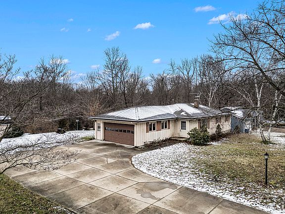 2nd image of 2440 Kruger Dr