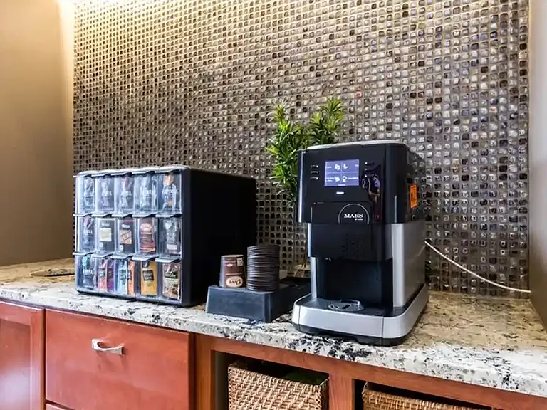 Bella Palazzo Luxury Apartment Community — Photo 31