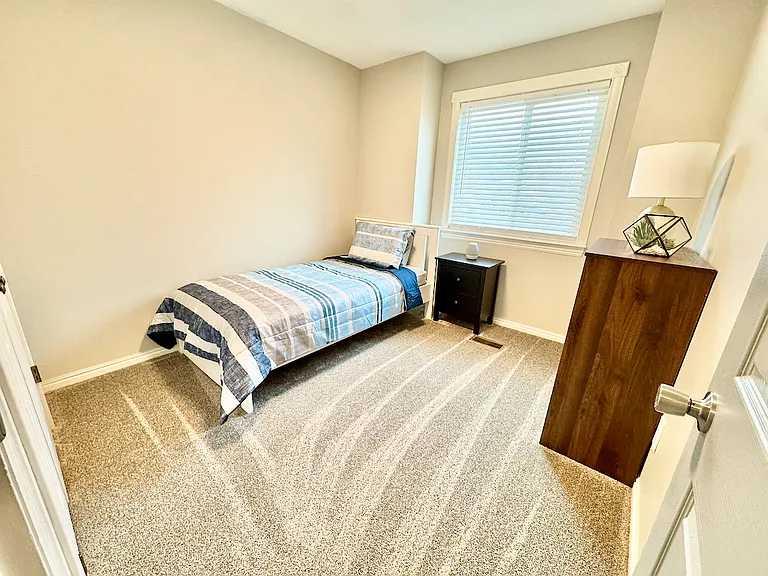 4393 S 2875 W — Photo 23