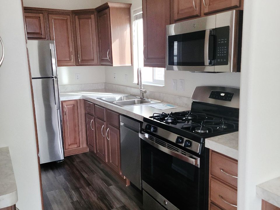 1st image of 1600 Silver Creek Rd #2LJD36