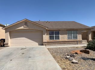 6133 High Desert Dr, Las Cruces, NM 88012