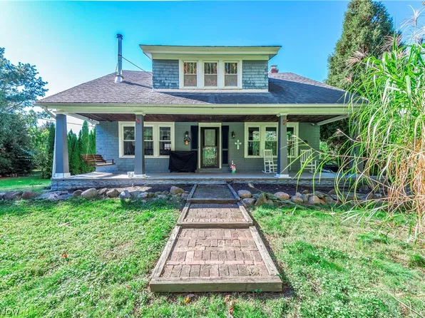 3706 Center Rd, Avon, OH 44011