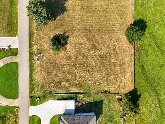 5th image of 117 Horseshoe Bend Rd