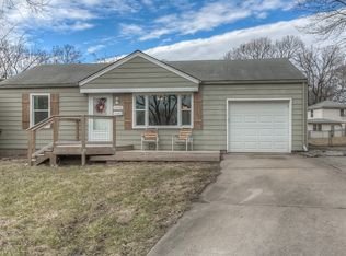 10536 W 59th Ter, Shawnee, KS 66203