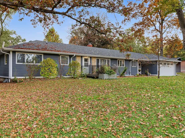 3805 Dawes Dr, Ames, IA 50010