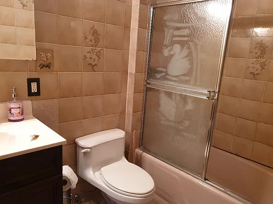 Rented by Aamen Realty | media 19