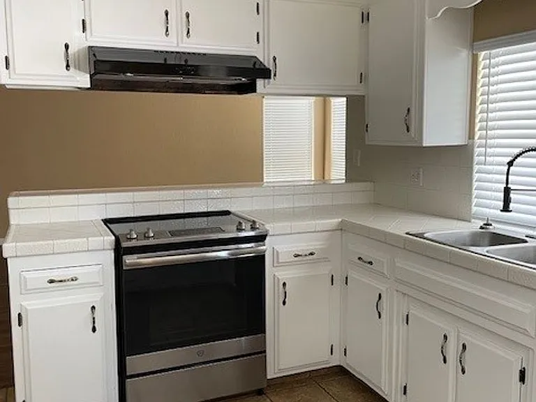 17677 Kram Ct — Photo 28