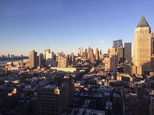 Rented by Dynamik Realty | media 9