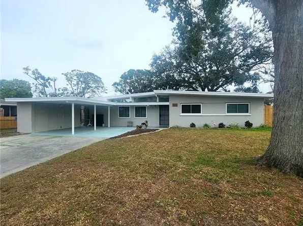 2001 32nd St W, Bradenton, FL 34205