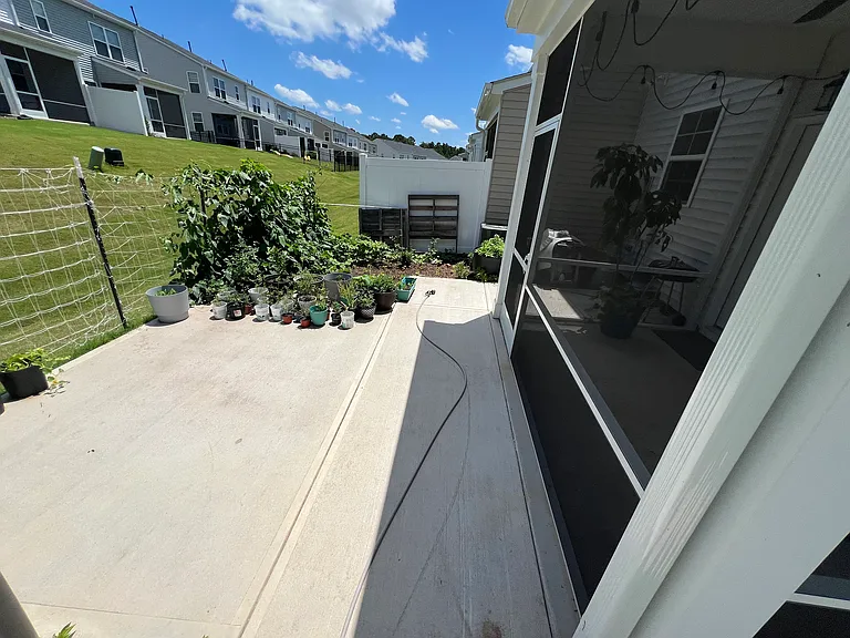 1114 Gemma Dr — Photo 8