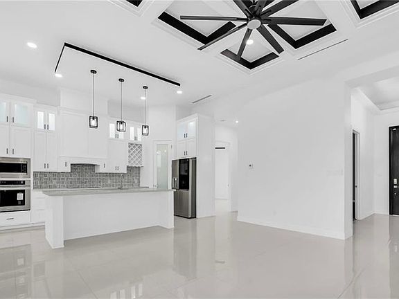 2nd image of 4200 Avocet Ave