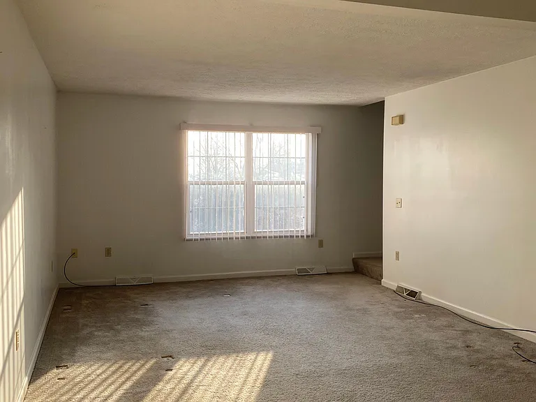 110 Court Side Ln #310 — Photo 14