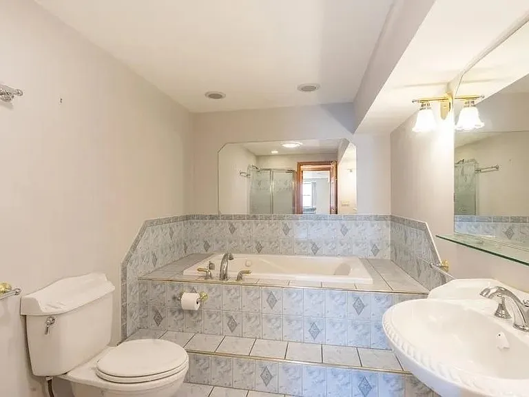 1 Greene St #307 — Photo 11