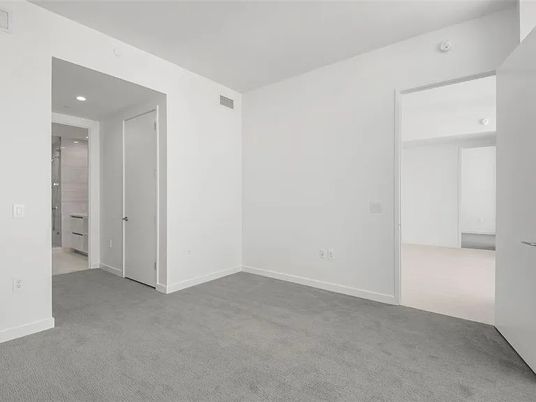 400 Central Ave #1709 — Photo 26