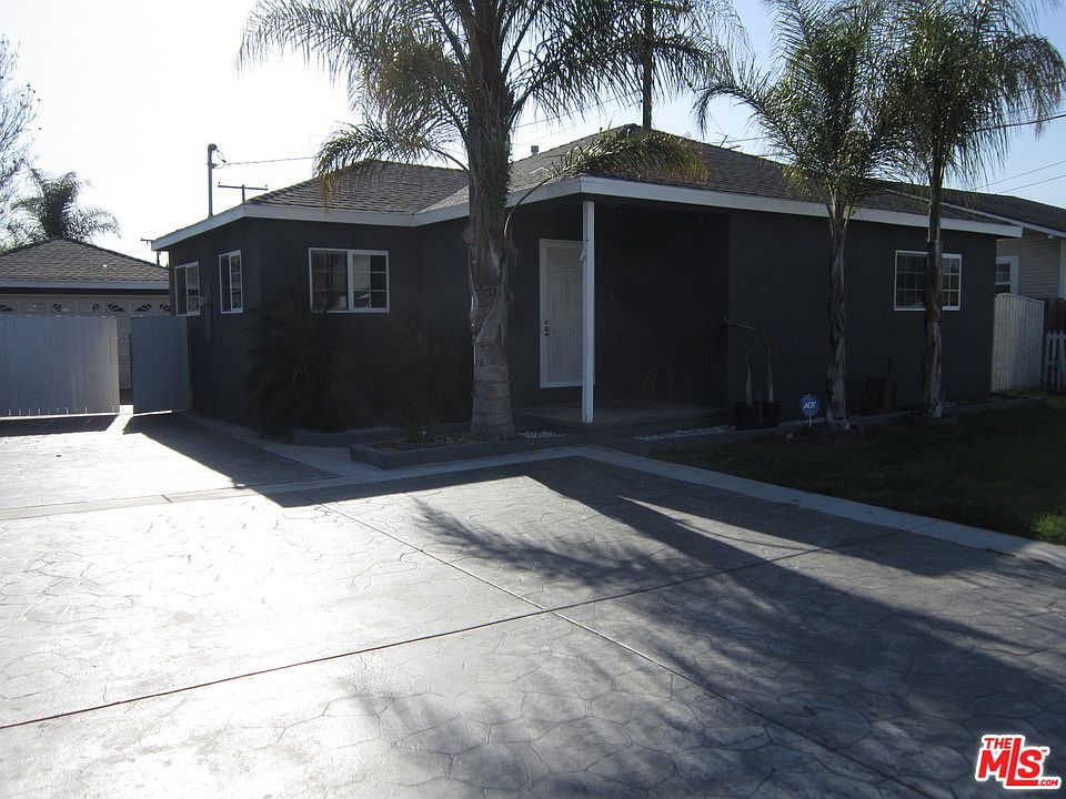 1st image of 2324 W Pacific Ave