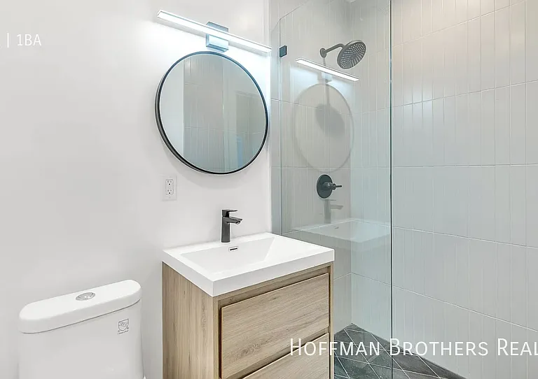 233 Rosemont Ave #6 — Photo 5