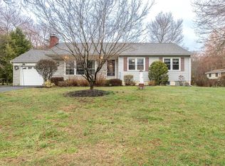 7 Henry Dr, Wappingers Falls, NY 12590