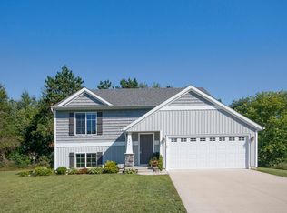 690 W Harmony Dr, Sparta, MI 49345