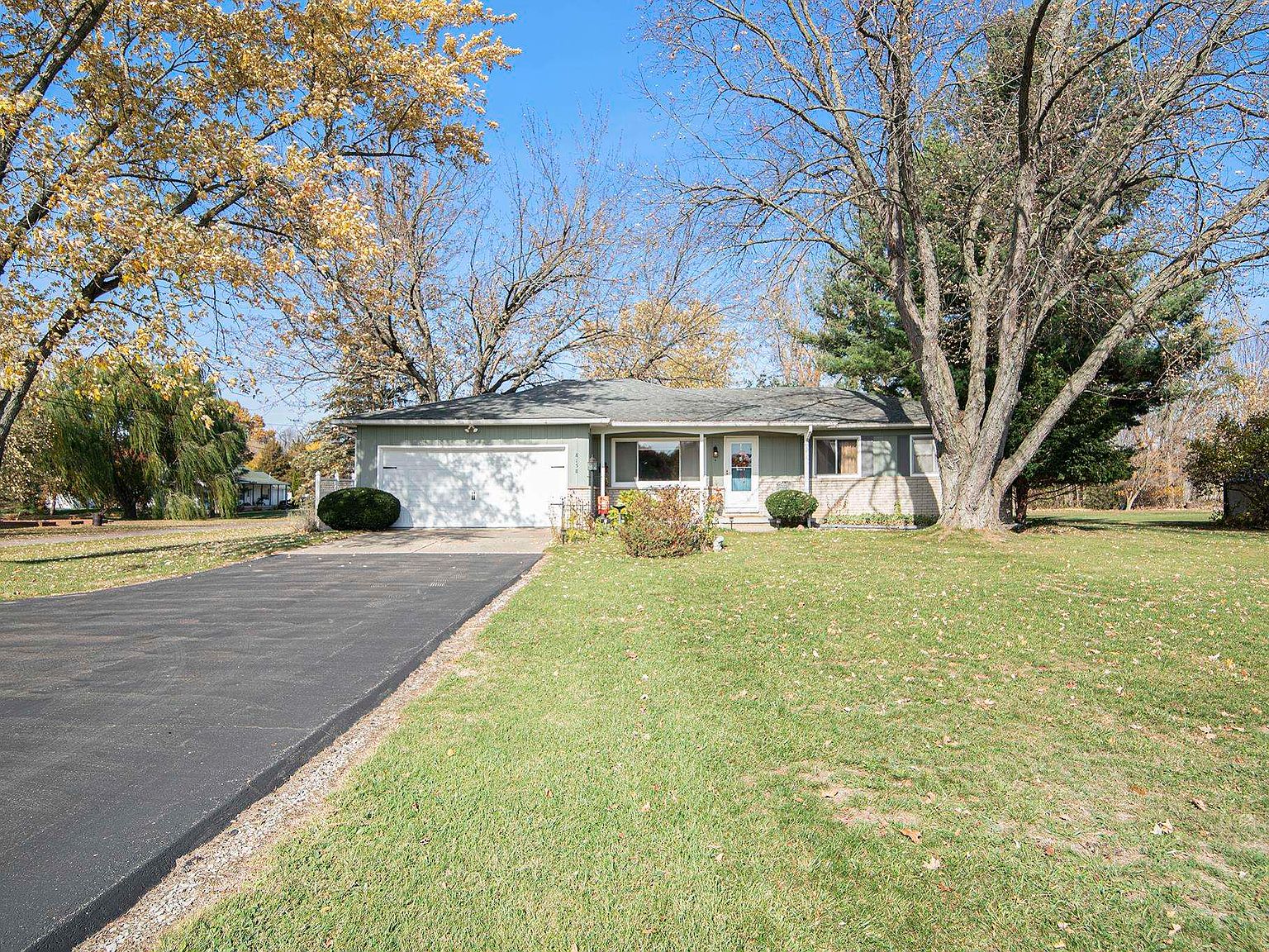 8158 Coldwater Rd, Flushing, MI 48433 Zillow