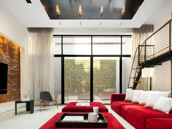 13 Leroy Street image 1 of 20