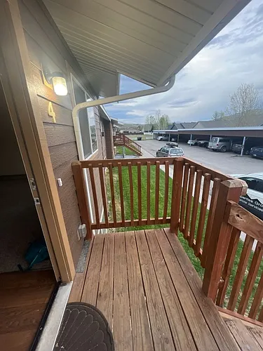 5470 Farm Ln Photo 1