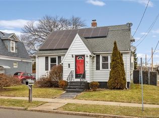 75 North St, Hamden, CT 06514