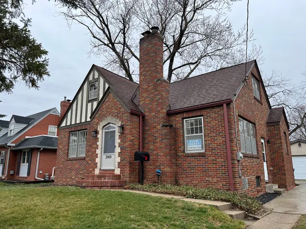 2909 46th St, Des Moines, IA 50310