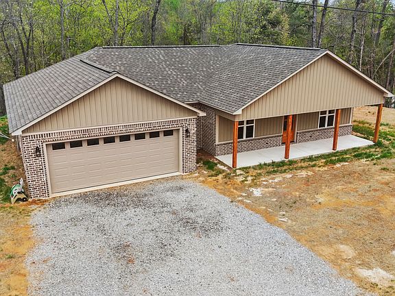 3rd image of 1696 Reeder Hill Rd