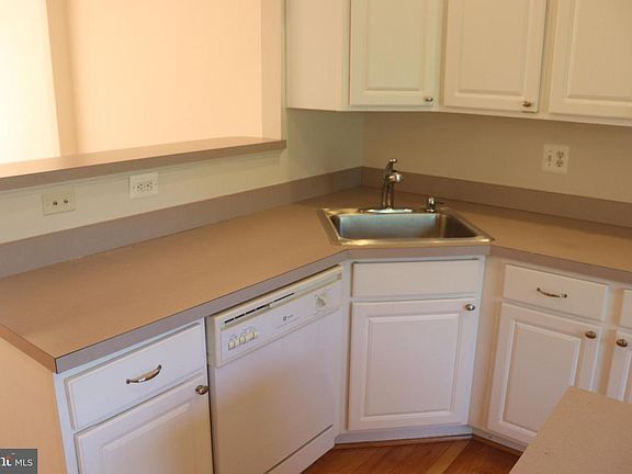 3rd image of 12234 Maidstone Ct