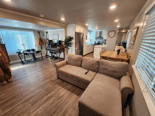 112 King, Sacramento, CA 95827