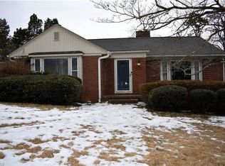 3 Forest Dr, Lexington, NC 27292