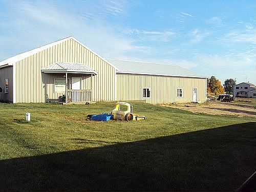 4096 sqft pole building