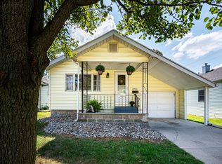 2406 Charlotte Ave, Fort Wayne, IN 46805