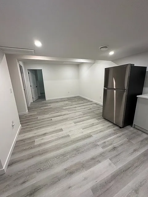 2 bed, 950 sqft, $1,400 — Photo 3