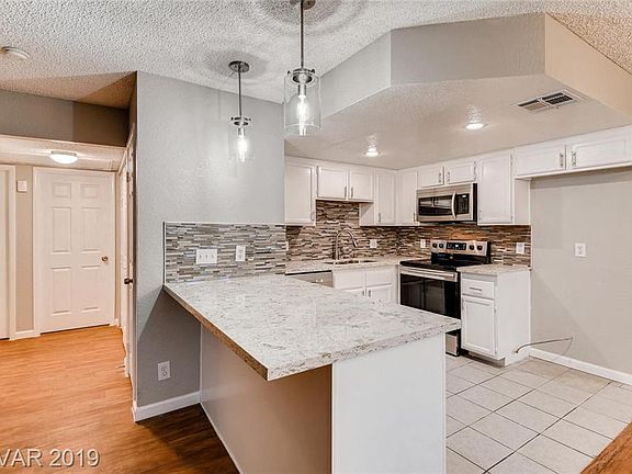 5th image of 1408 Oak Rock Dr Unit 102