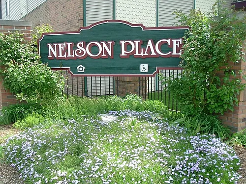 350 Houston Ave Photo 1