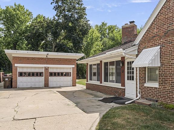 5th image of 253 River Ln