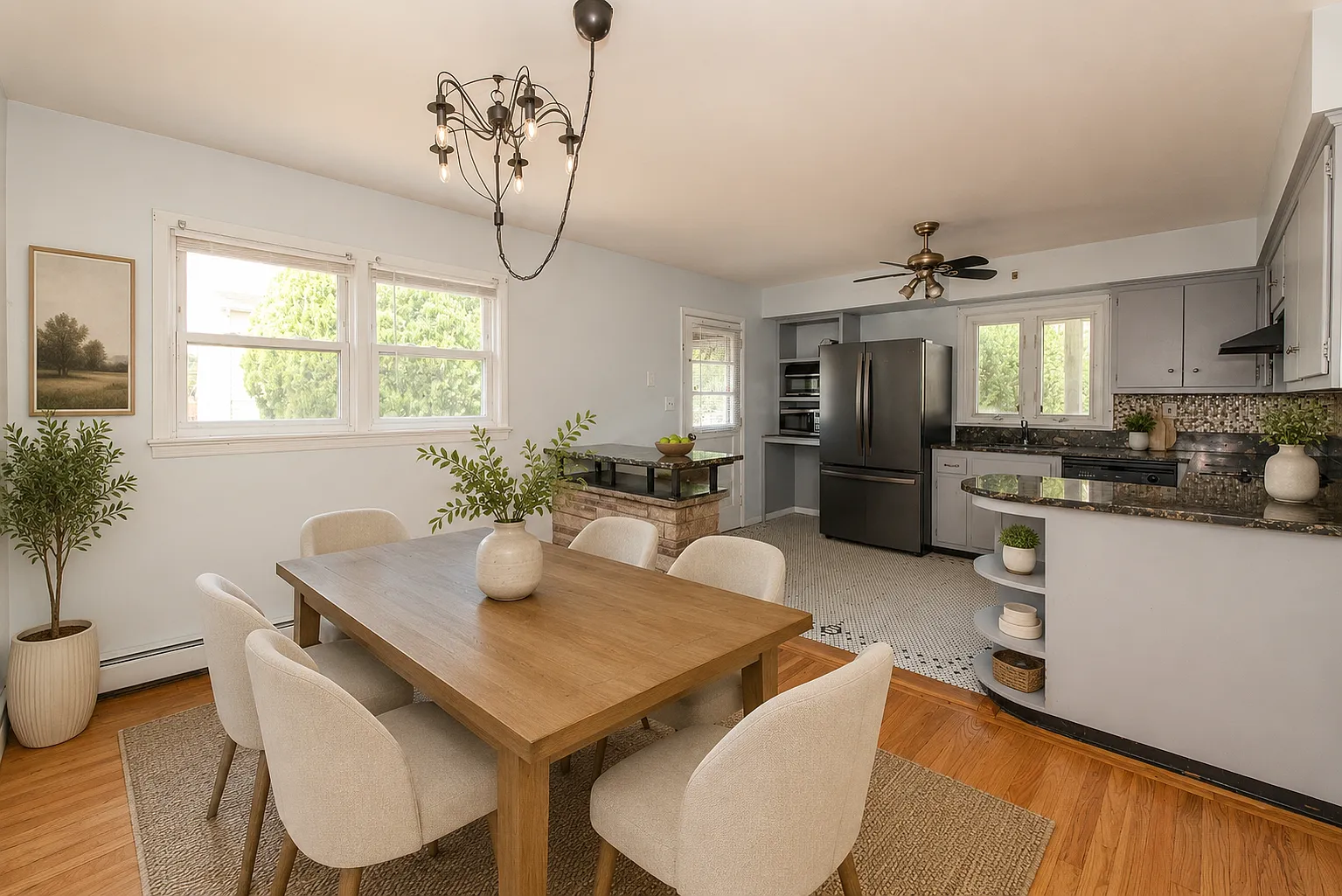 4 bed, 1352 sqft, $3,700 — Photo 4