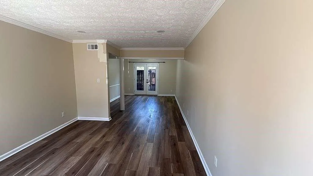 2 bed, 2.5 bath, 1497 sqft, $2,150 — Photo 2
