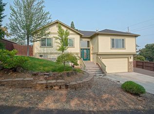 1676 Spring St, Medford, OR 97504