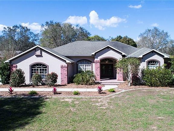 3rd image of 19711 Equestrian Ln