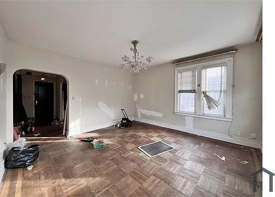 2768 Wallace Ave #5 — Photo 8