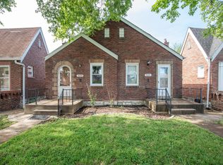 5642 Chippewa St, Saint Louis, MO 63109