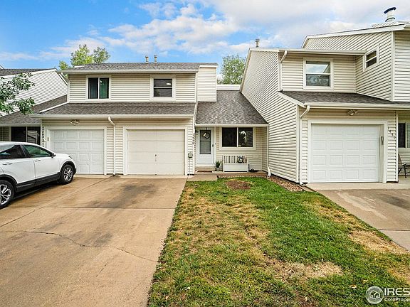 2nd image of 1449 Peacock Pl