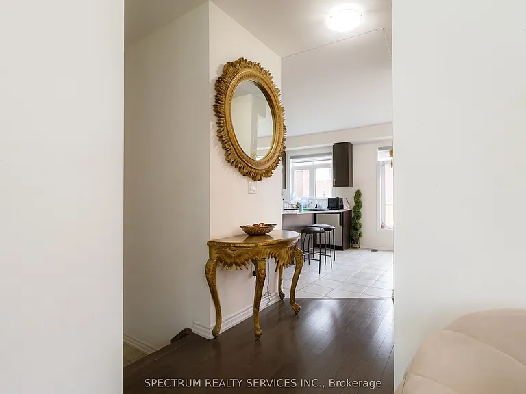 2300 Grainger Loop — Photo 9