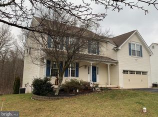 1008 Fallbrook Ln, Pottstown, PA 19464