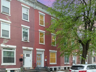 521 Emerald St, Harrisburg, PA, 17110