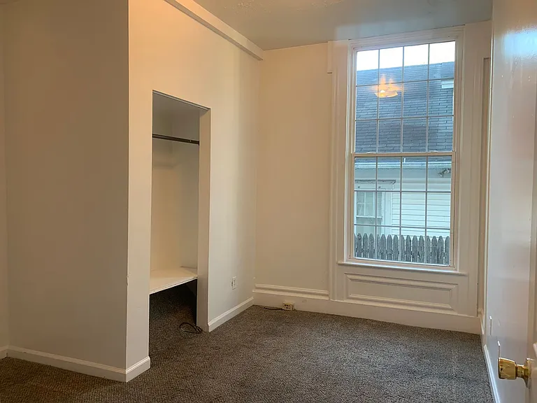 127 W Market St — Photo 22