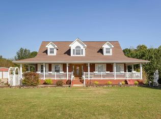 684 Ridgecrest Ln, Killen, AL 35645