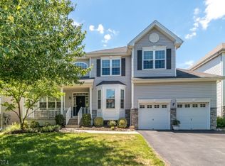 21 Stirrup Ln, Flemington, NJ 08822
